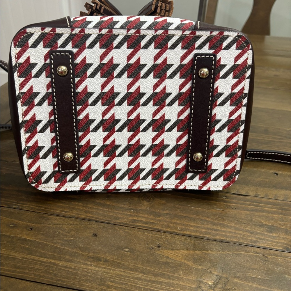 Dooney & Bourke Houndstooth Drawstring Crossbody Bucket Bag - Picture 5 of 14